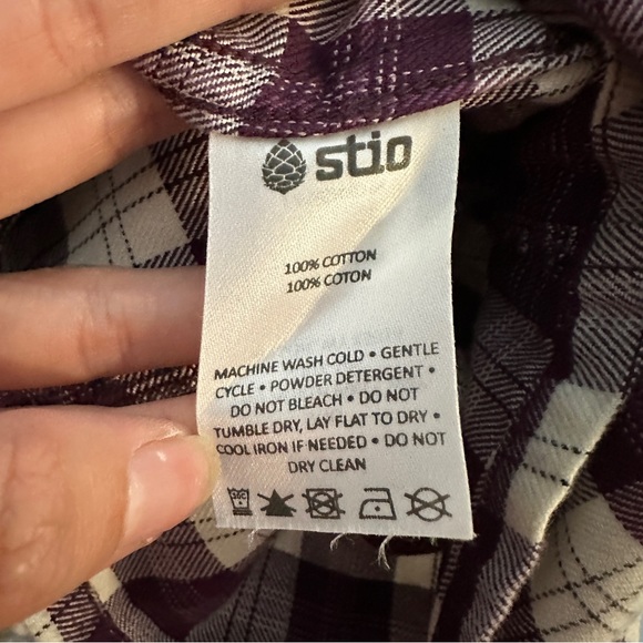 STIO purple and white plaid half button up flannel top S - Picture 8 of 12